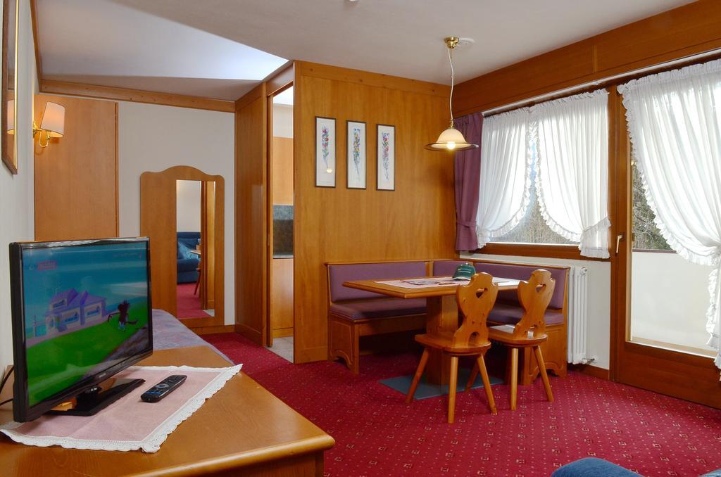Ski Residence Сан-Мартіно-ді-Кастроцца Екстер'єр фото