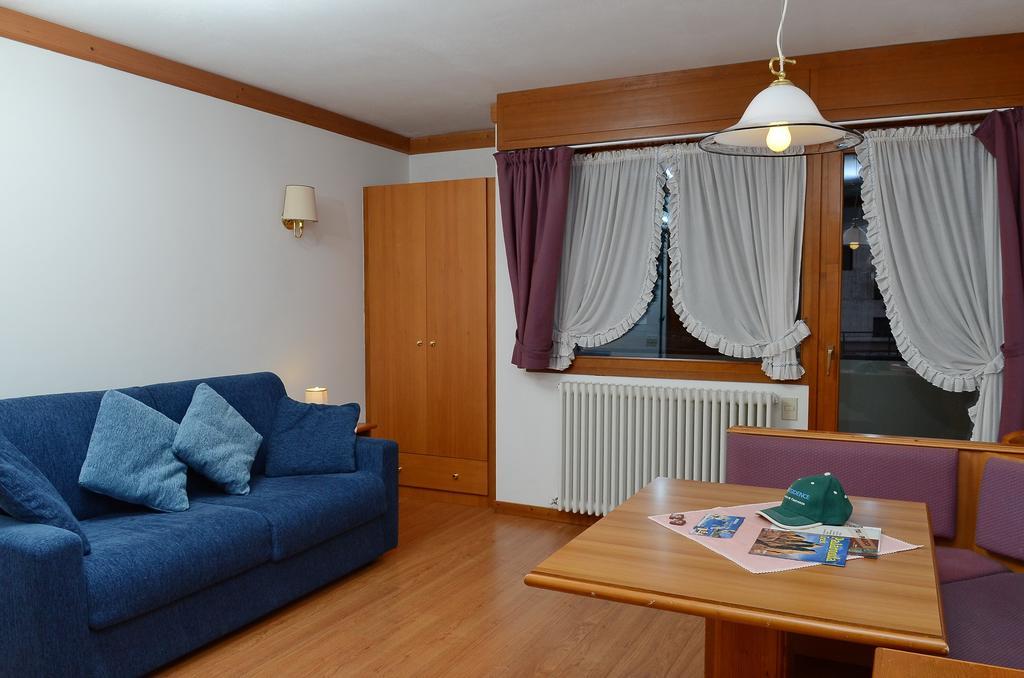 Ski Residence Сан-Мартіно-ді-Кастроцца Екстер'єр фото
