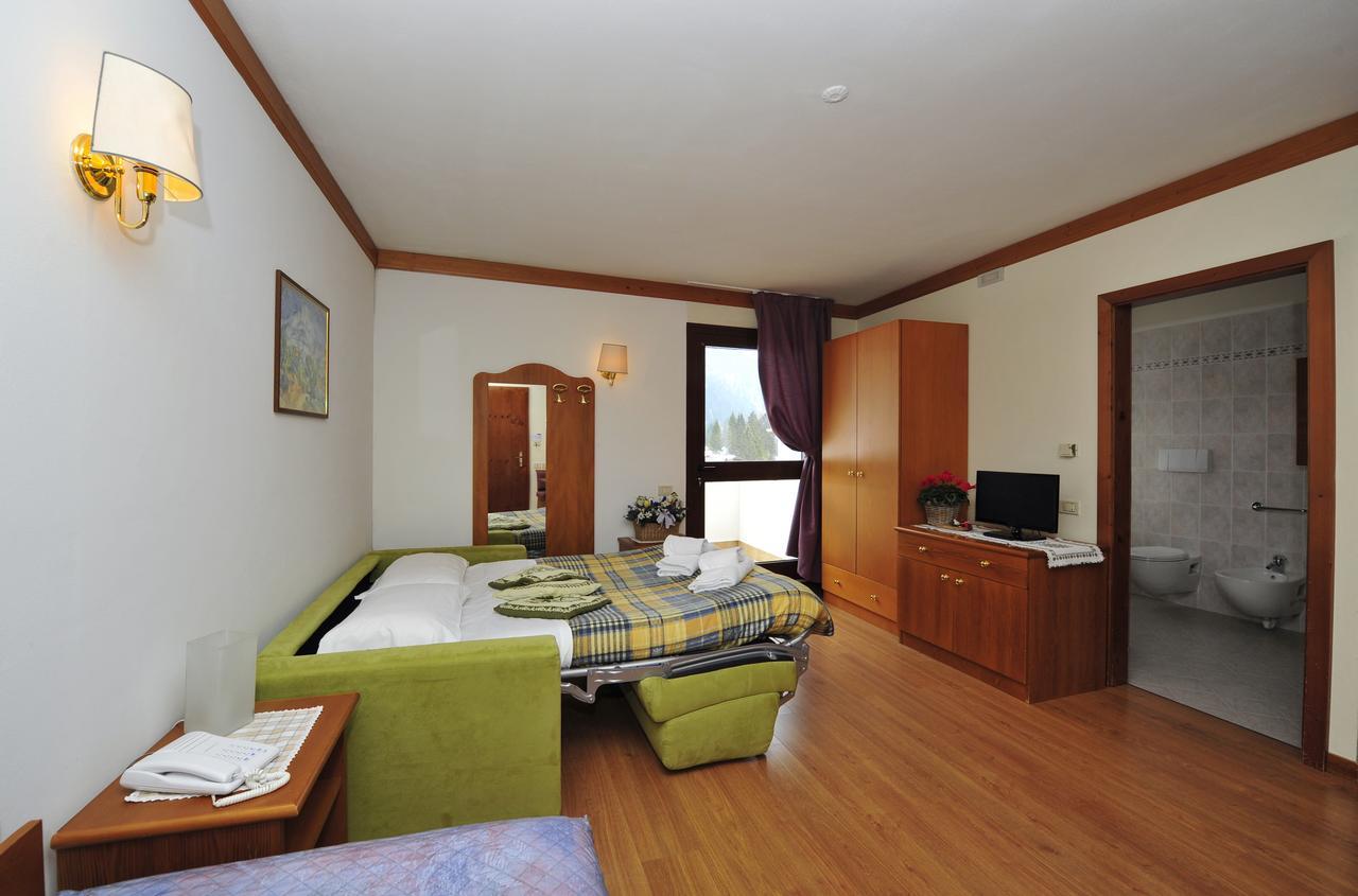 Ski Residence Сан-Мартіно-ді-Кастроцца Екстер'єр фото