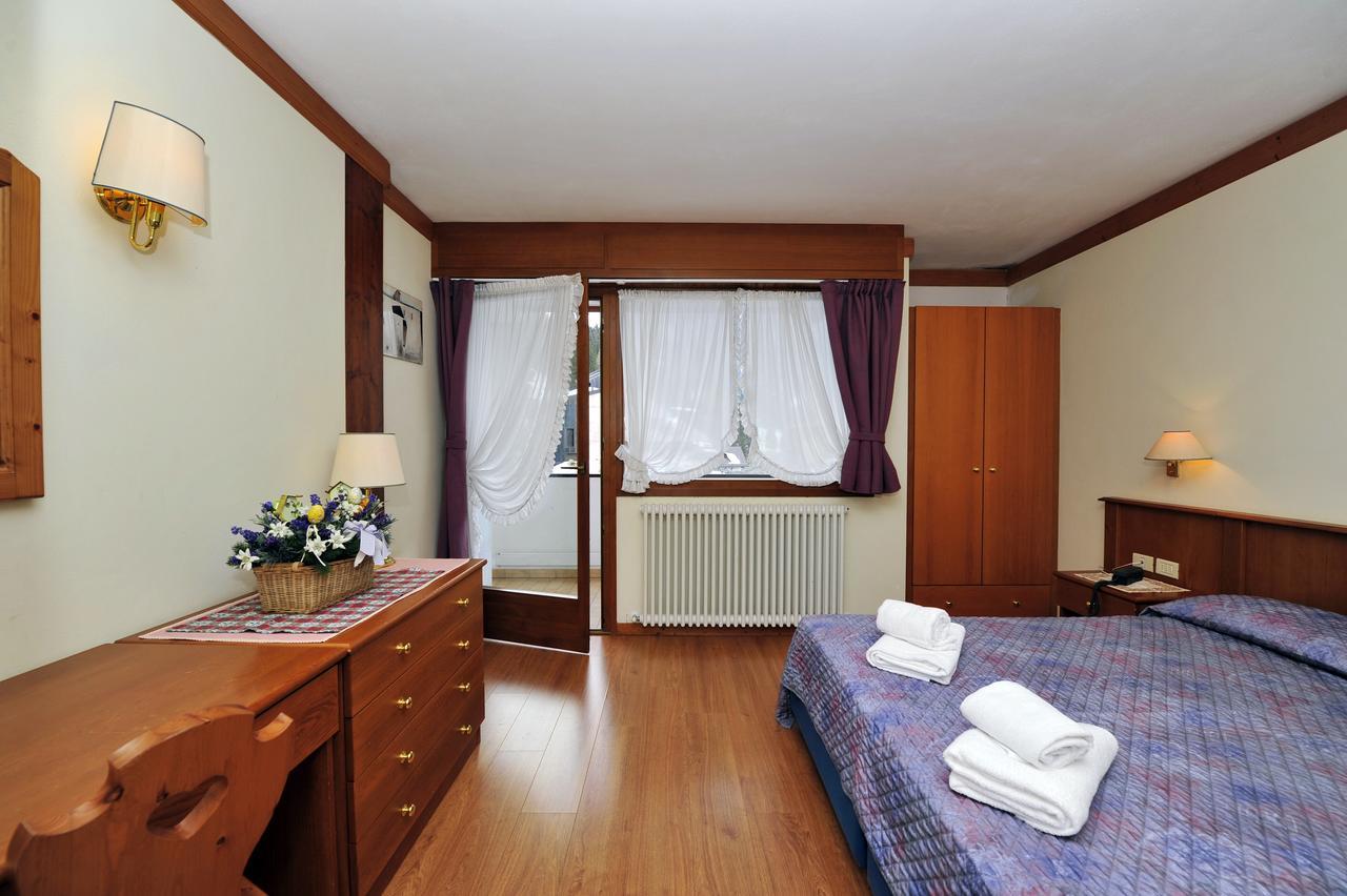 Ski Residence Сан-Мартіно-ді-Кастроцца Екстер'єр фото